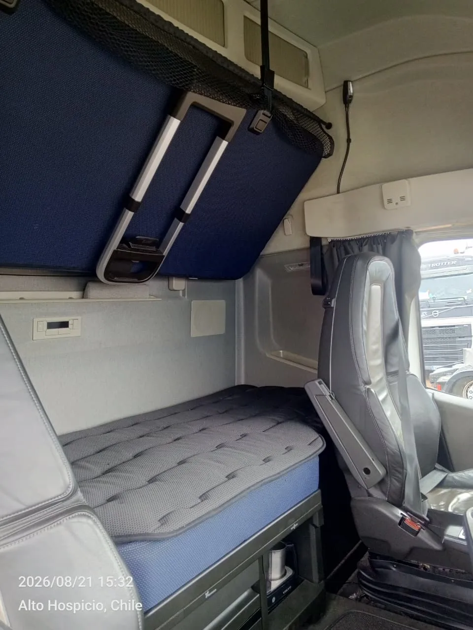 Volvo FH 500 2022 — foto 5 de 8 (IC-002)