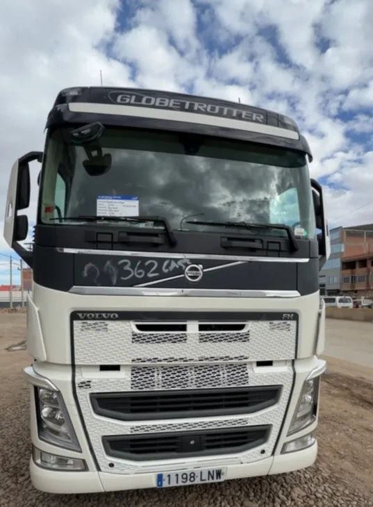 Volvo FH13 460 2021 — foto principal