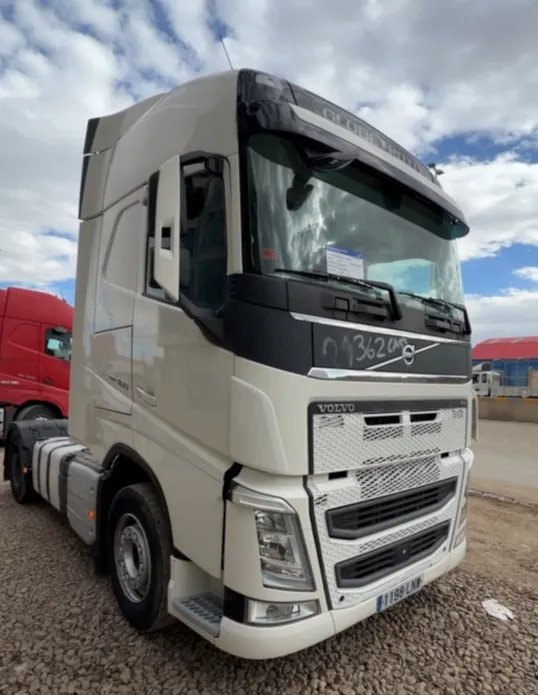 Volvo FH13 460 2021 — foto 2 de 10 (IC-005)