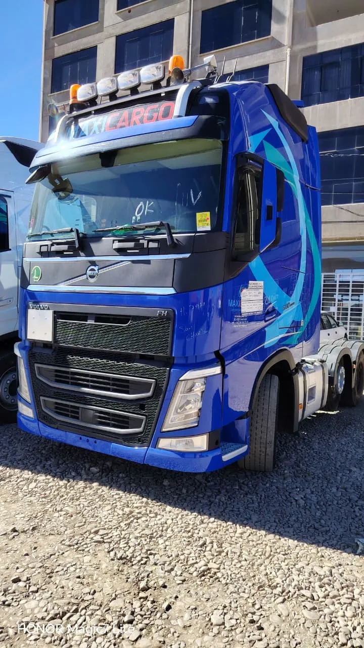 Volvo FH13 500 Fushier 2021 — foto 3 de 6 (IC-007)