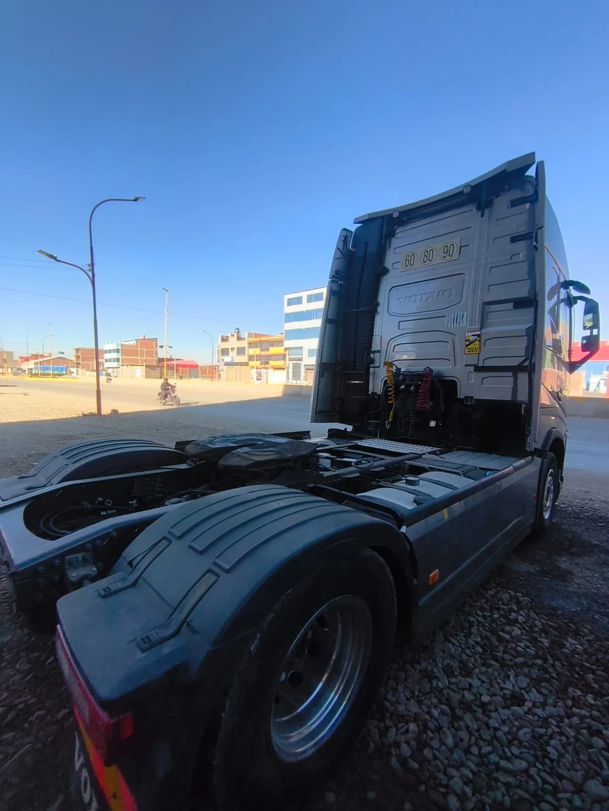 Volvo FH13 540 2021 — foto 4 de 5 (IC-008)