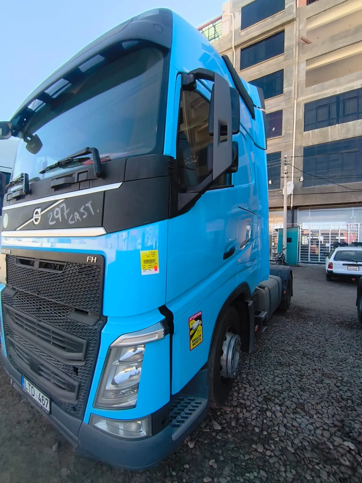 Volvo FH13 460 (3 unidades) 2021 — foto 5 de 10 (IC-010)