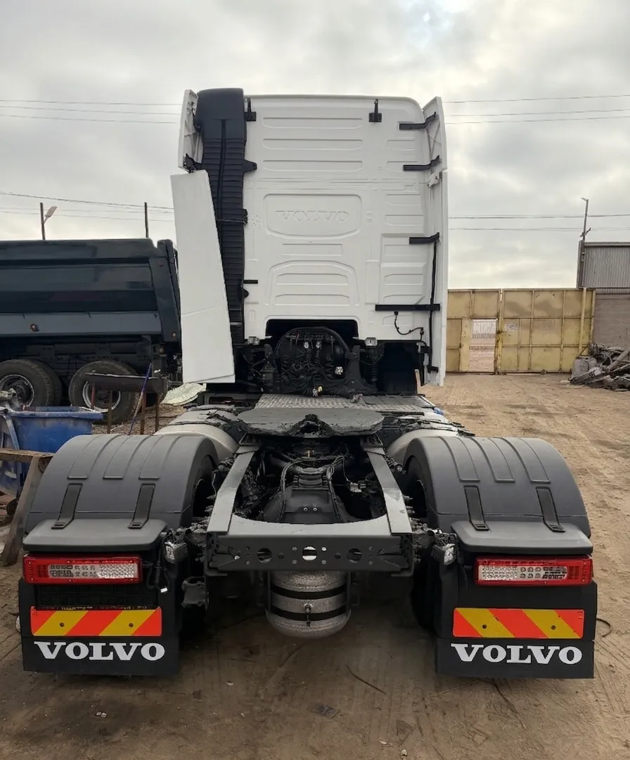 Volvo FH13 500 XL 2021 — foto 2 de 6 (IC-014)